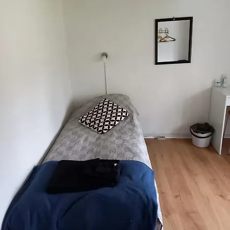 Cozy & Spacious For 4 Single Beds * Vojens