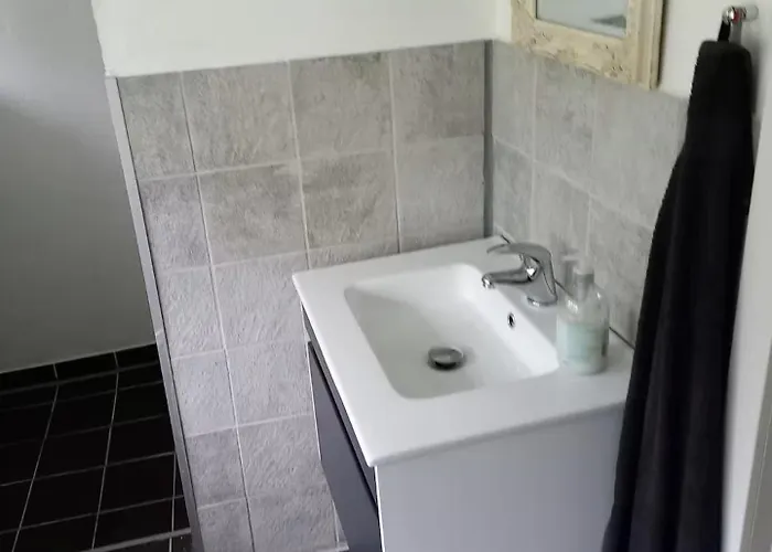 Cozy & Spacious For 4 Single Beds Holiday home