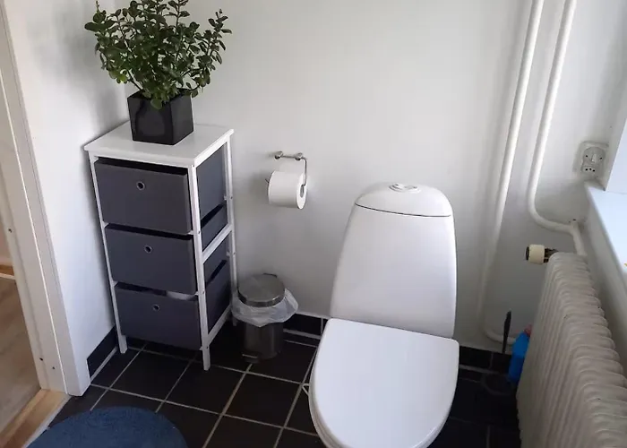 Holiday home Cozy & Spacious For 4 Single Beds *